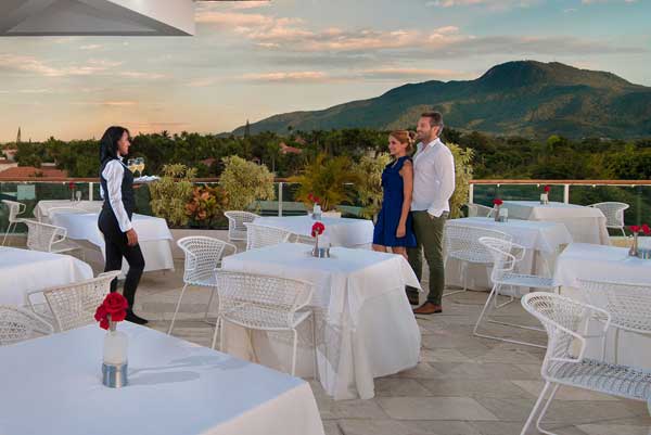 Restaurants & Bars - Lifestyle Crown & Residence Suites - All Inclusive - Puerto Plata, Dominican Republic 
